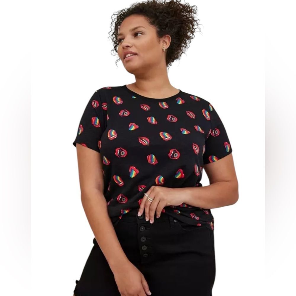 Torrid Vintage Super Soft Slub Crew Neck Tee Rainbow Lips Print Womens 3X